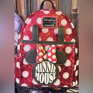 Loungefly sequin Minnie Mouse backpack. NWT!